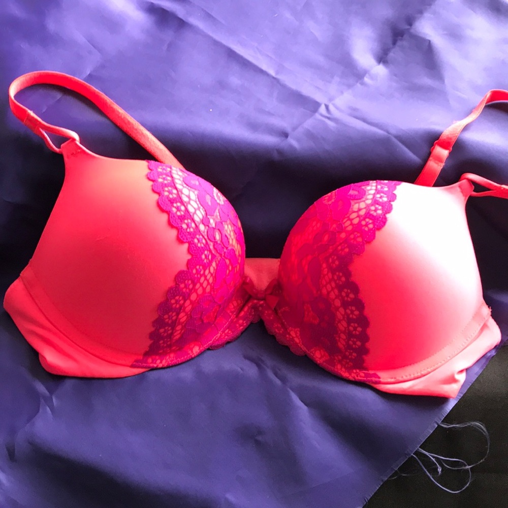 VS Bra